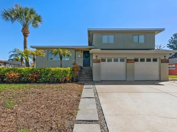 6511 Augusta Blvd, Seminole, FL 33777
