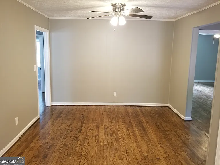 16 Rooney Rd SW — Photo 16