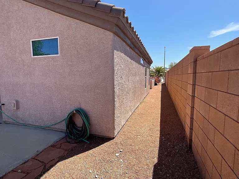 3001 Carefree Dr — Photo 32