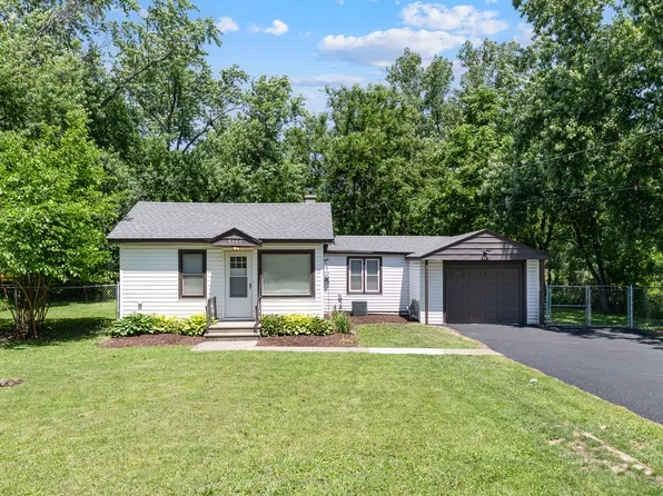 5140 156th St, Oak Forest, IL 60452