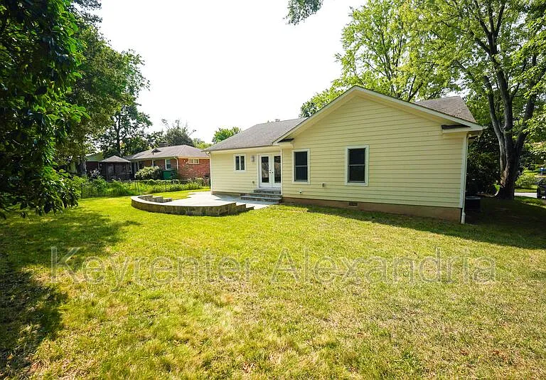 906 Neal Dr — Photo 51