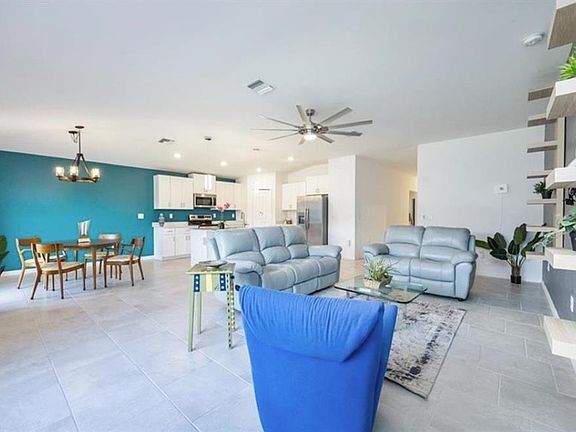 4th image of 4021 Villa Doria Ct