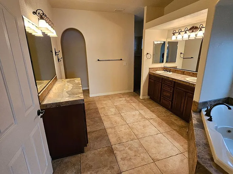 6219 S Los Lagos Cv — Photo 19
