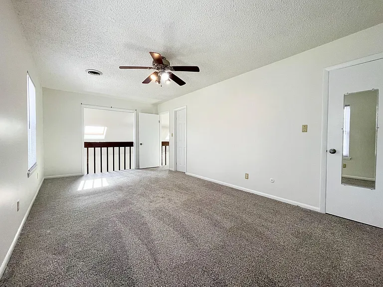 1723 Rueger St — Photo 28