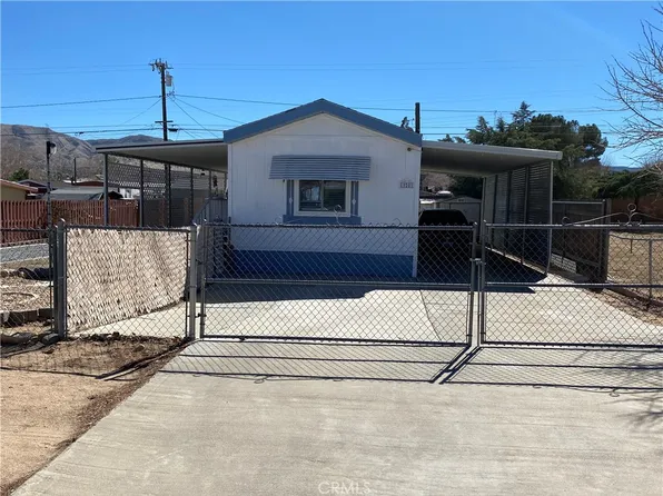 19201 Lindsay St, Hesperia, CA 92345