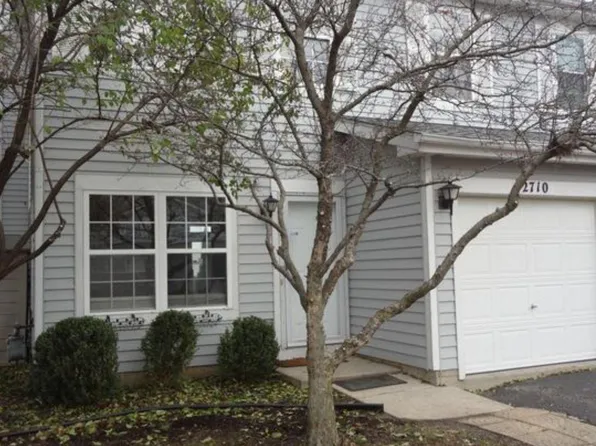 2710 Loveland St, Naperville, IL 60564