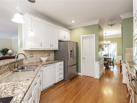 3rd image of 1261 Riverfall Ln