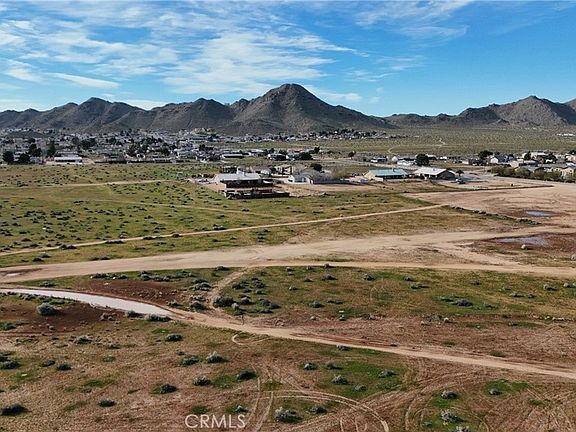 2nd image of 794 Otoe Rd