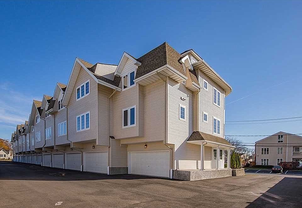 2nd image of 10 Anchor Street #2