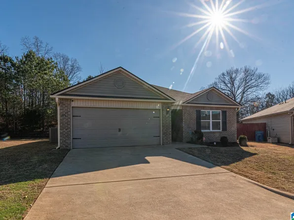 515 Cambridge Park Ct, Montevallo, AL 35115