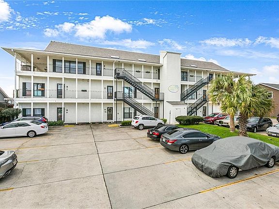 2nd image of 1163 Marina Dr #1163