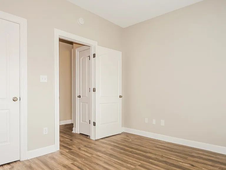 3424 Champion Hills Dr — Photo 13