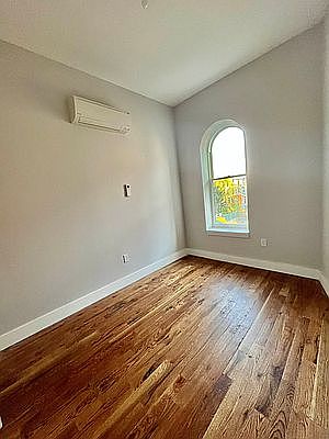 2nd image of 323 Putnam Ave #3R