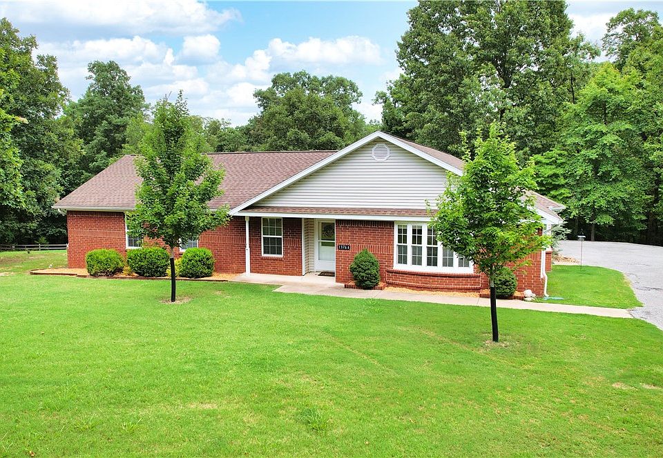 1st image of 13764 Sassafras Cir