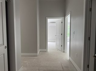 251 Sladen St #304, Dracut, MA 01826