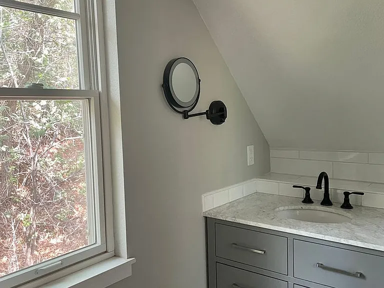 212 Illinois Ave — Photo 14
