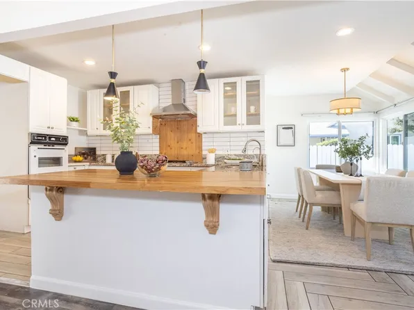 15756 Hart St, Van Nuys, CA 91406