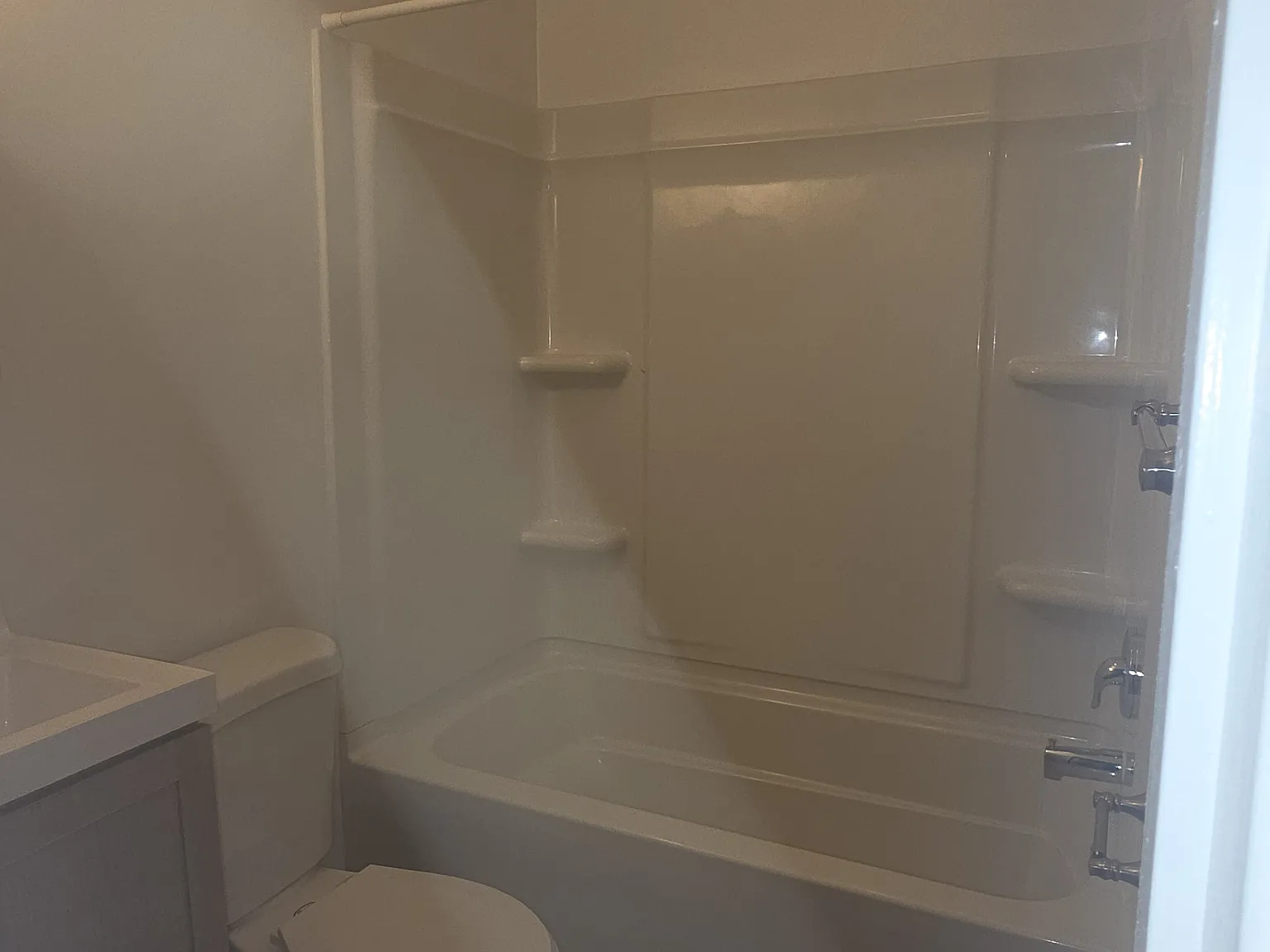 1 bed, $950 — Photo 4