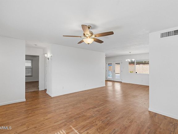3rd image of 5402 W COUNTRY GABLES Drive
