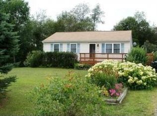 310 Ridgeview Dr, Milton, VT 05468