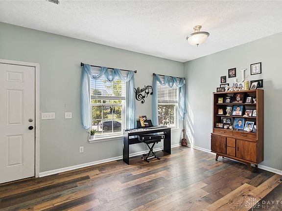 4th image of 5312 Oakcrest Ct