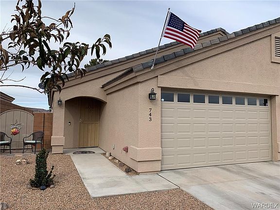2nd image of 743 Pala Mesa Dr