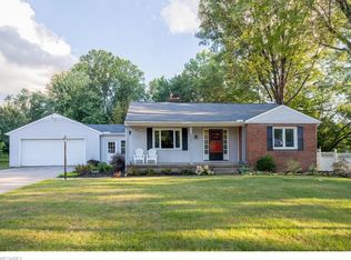 4081 Leewood Dr, Stow, OH 44224