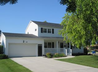 48 Barberry Lane, Williamsville, NY 14221