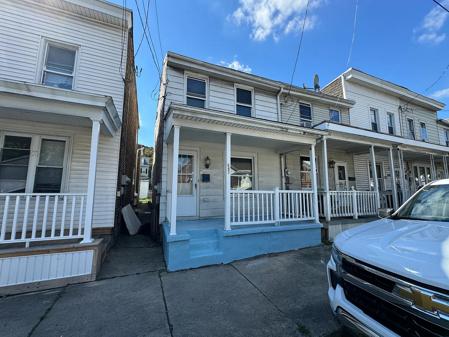 4 bed, 1428 sqft, $1,400 — Photo 2