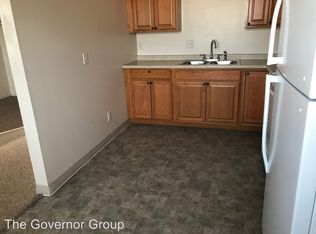 305 Betsy Ross Pl APT 5, Davenport, IA 52806