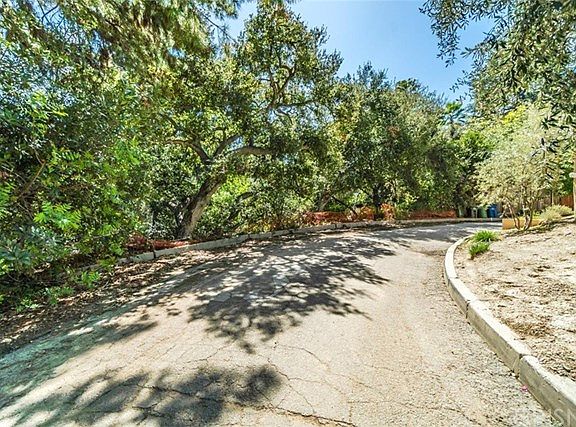 4020 Hopevale Dr, Sherman Oaks, CA 91403 | Zillow