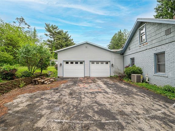 2nd image of 1953 Lawn St