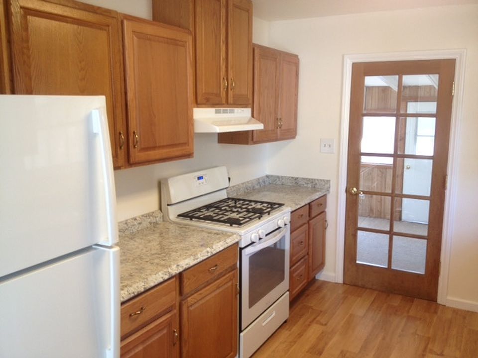 1st image of 204 Bald St