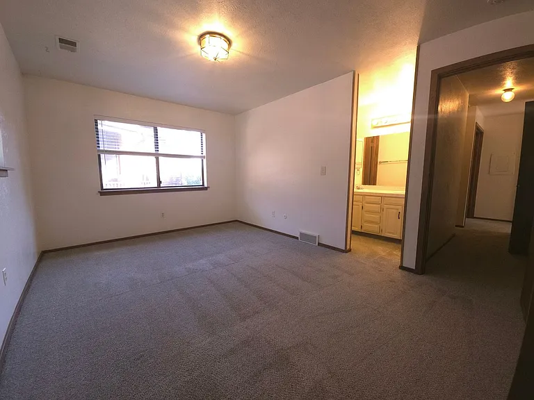 525 Manhattan Dr #201 — Photo 14
