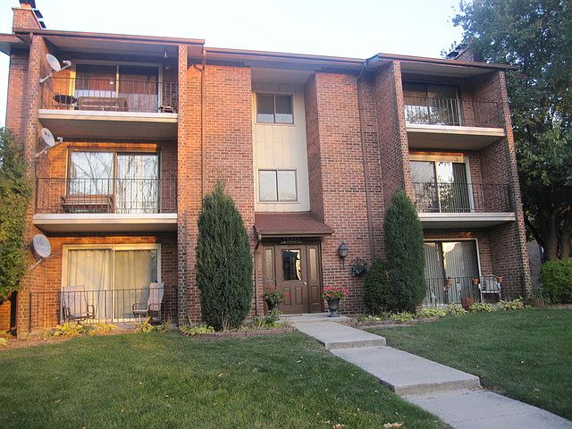 1st image of 15333 Treetop Dr APT 2S