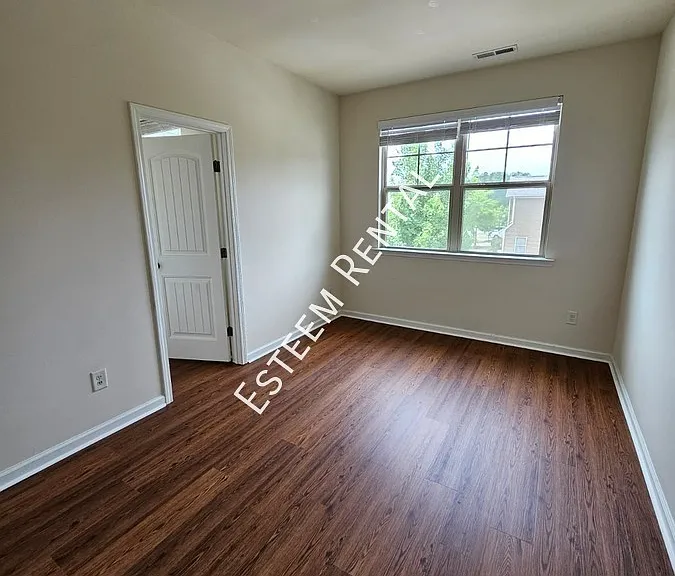 409 Manchester Park Ln #1 — Photo 11