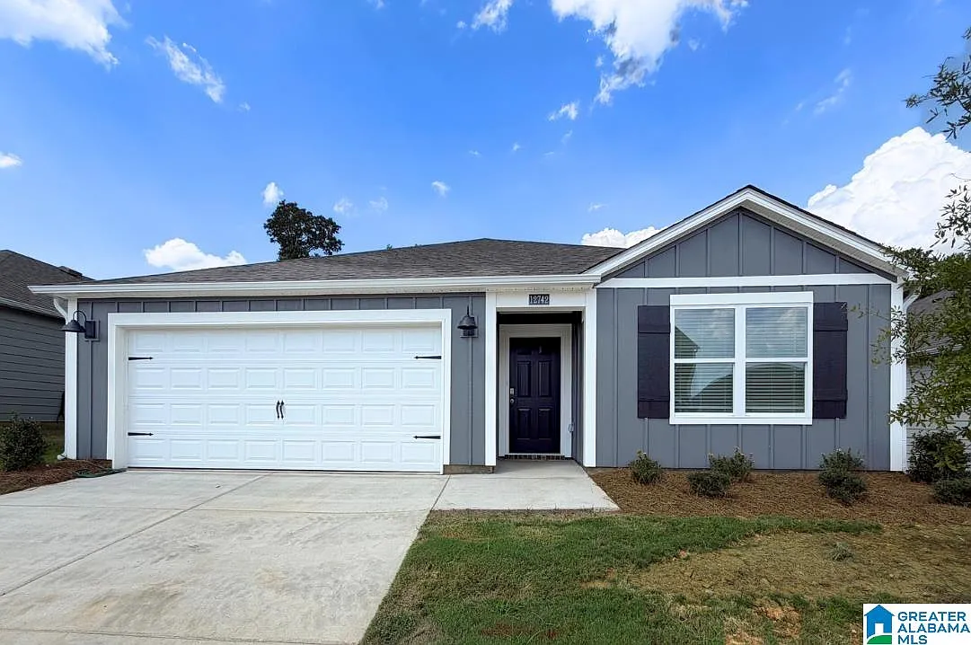 3 bed, 2.0 bath, 1272 sqft, $1,799 — Photo 1