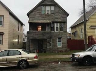2555 S 9th St, Milwaukee, WI 53215