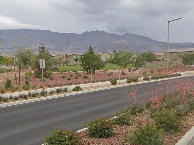 3913 Snow Fawn Ave #2 — Photo 29