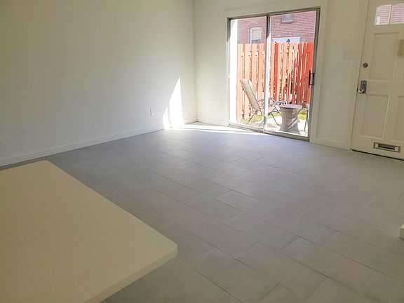 Large Living Room + Private Entrance
