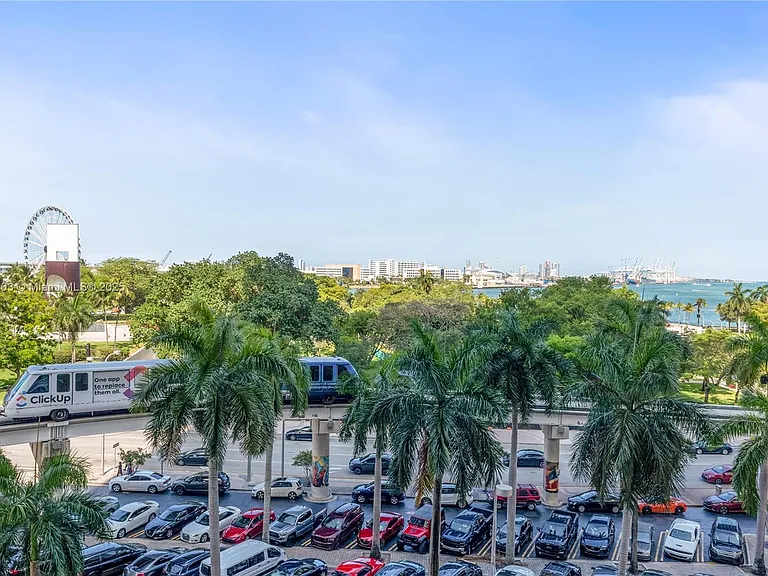 50 Biscayne Blvd #605 — Photo 27