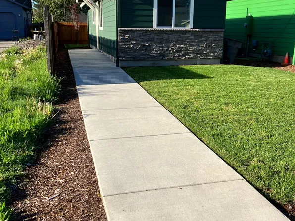 11911 NE 35th Cir, Vancouver, WA 98682