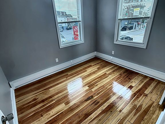 3rd image of 559 Dorchester Ave #1CP
