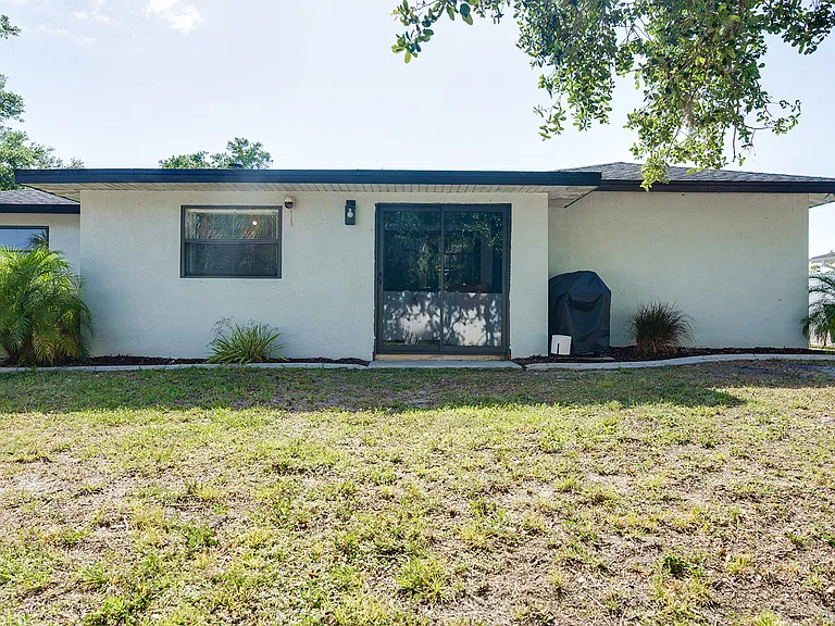 2822 Palomar St — Photo 42