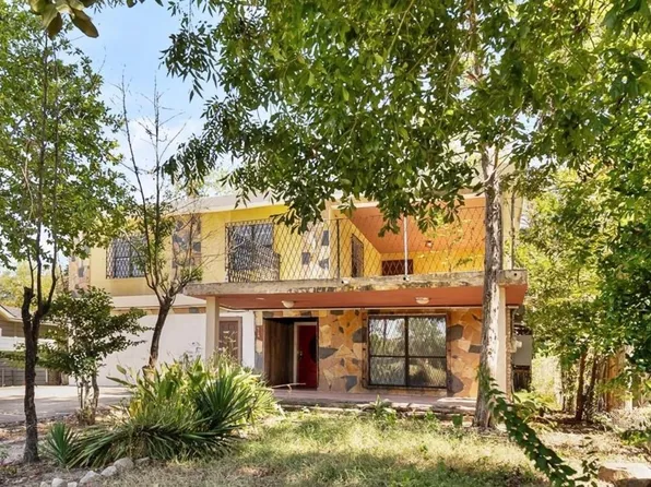416 S Avenue D #A/b-b, Humble, TX 77338
