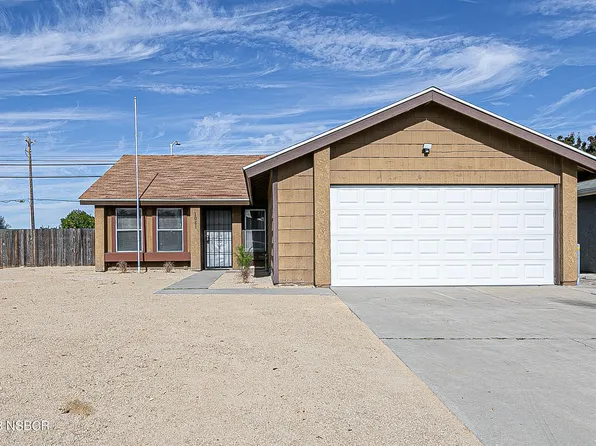 1061 Wildwood Rd, Santa Maria, CA 93454