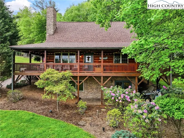 201 Cherokee Circle, Jefferson, NC 28640