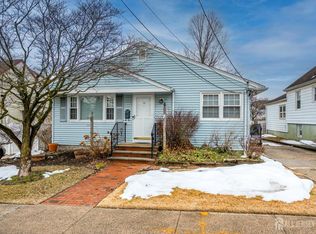 10 James St, South River, NJ