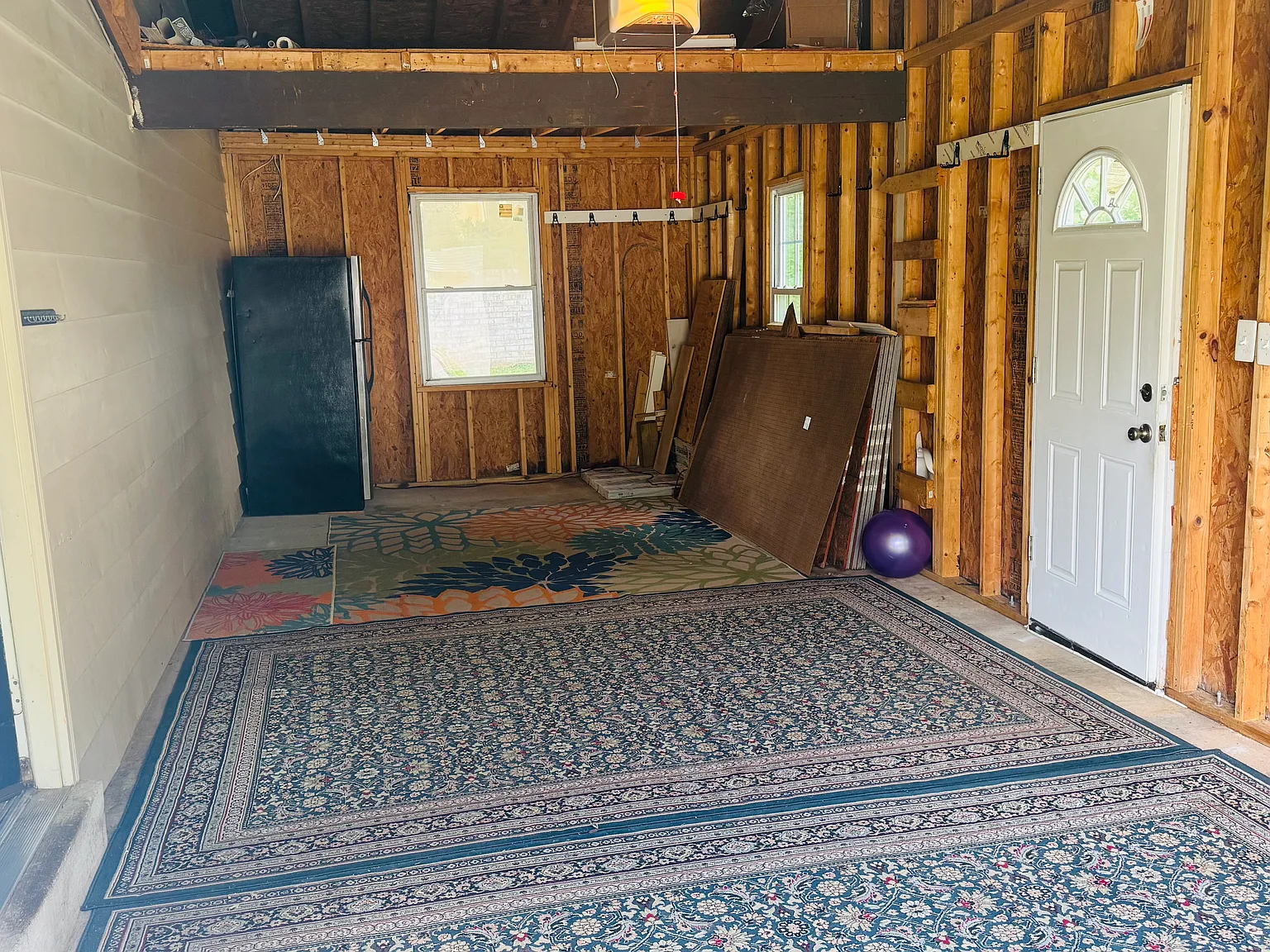 4 bed, 2021 sqft, $3,800 — Photo 2