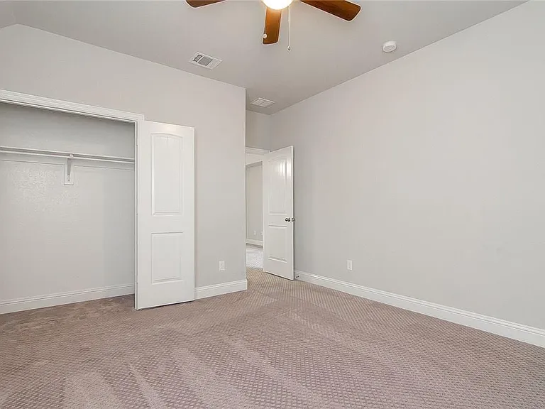 2309 Truro Dr — Photo 24